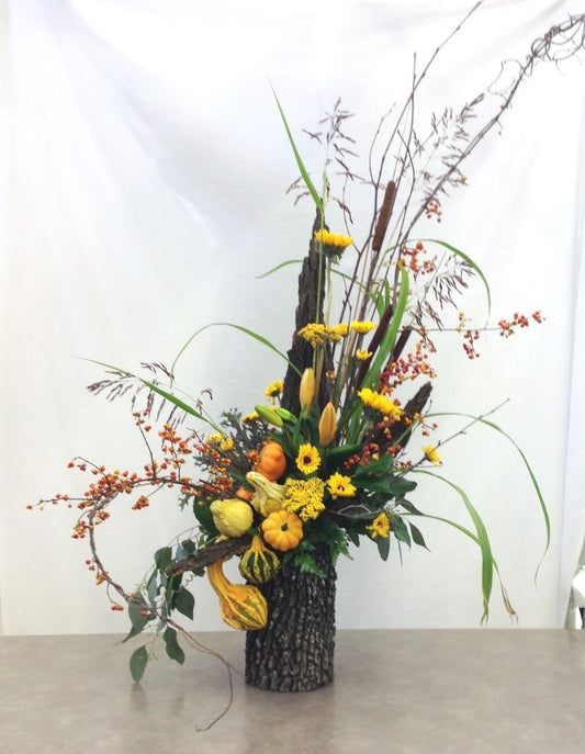 5 Halloween Flowers & Botanical Bouquets to Enchant Your October